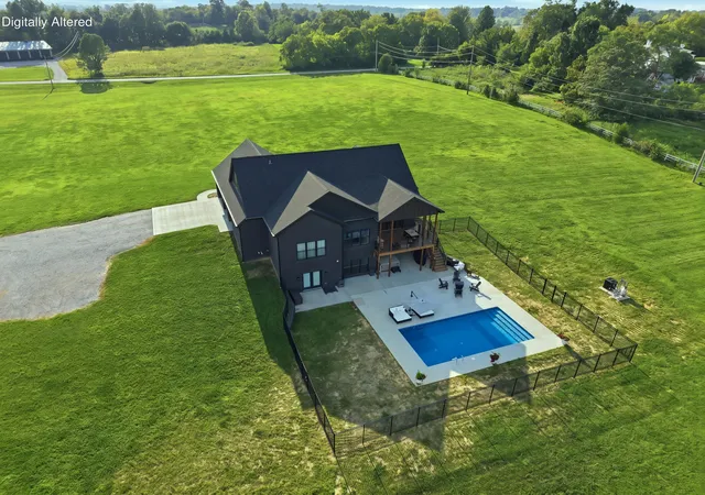 Photo 1 of Sale Pending at 4780 Lawrenceburg Rd, Frankfort, KY 40601 | MLS# 26023750 | Listing updated on 2026-09-19