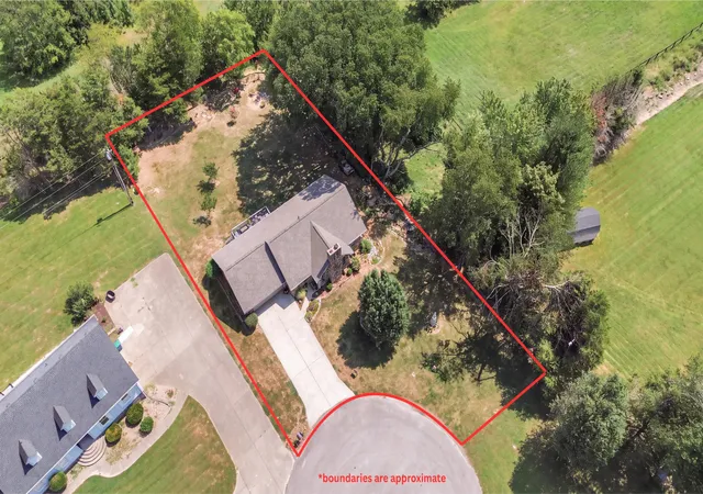 Photo 2 of Single family home for sale at 1032 S Fork Dr, Somerset, KY 42503 | MLS# 26024450 | Listing updated on 2026-10-06