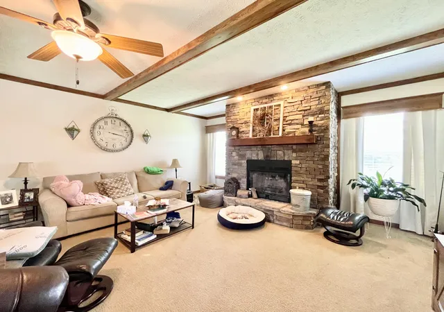 Photo 4 of Single family home for sale at 190 Whitaker Rd, Somerset, KY 42503 | MLS# 26023960 | Listing updated on 2026-09-04