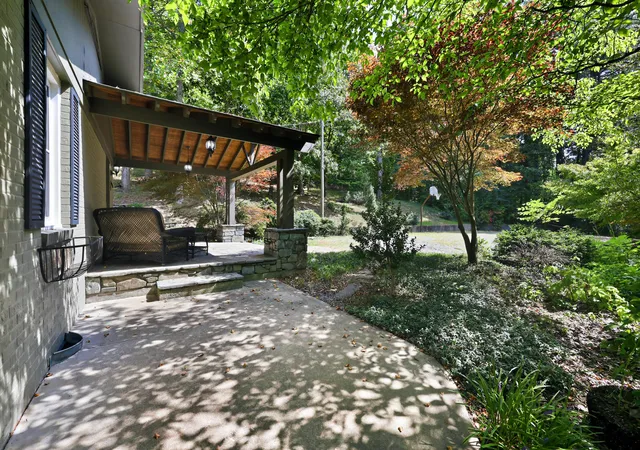 Photo 4 of Sale Pending at 1457 S Wallace Wilkinson Blvd, Liberty, KY 42539 | MLS# 26023945 | Listing updated on 2026-09-05