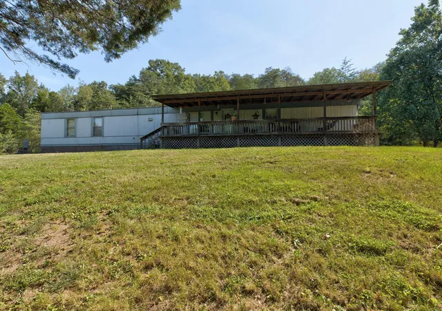 Photo 3 of Single family home for sale at 1135 Nest Egg Rd, Mount Sterling, KY 40353 | MLS# 26024269 | Listing updated on 2026-09-03