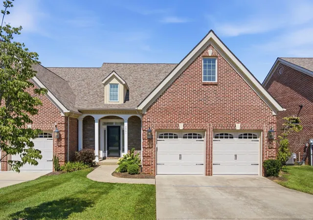 Photo 2 of Townhouse for sale at 3901 Wentworth Pl, Lexington, KY 40515 | MLS# 26024035 | Listing updated on 2026-10-04