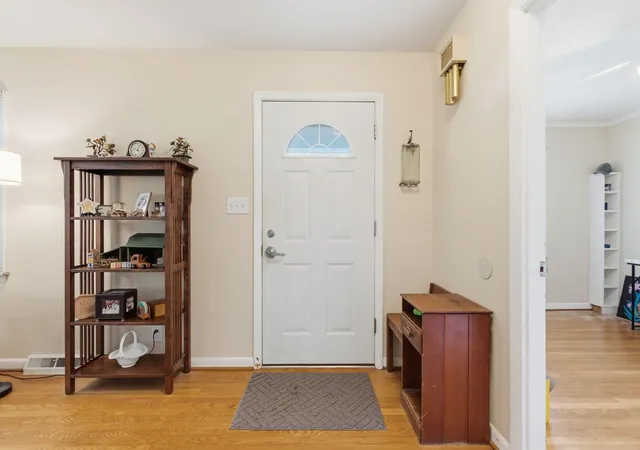 Sale Pending at 207 W Main St, Wilmore, KY 40390 | MLS# 26025384 | Listing updated on 2026-10-12