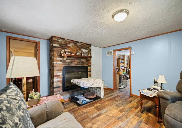 Photo 3 of Sale Pending at 2775 N Ponder Branch Rd, Manchester, KY 40962 | MLS# 26024018 | Listing updated on 2026-09-05