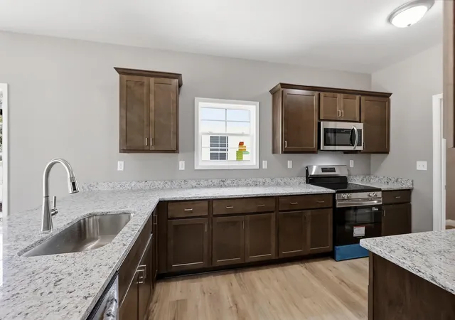 Photo 2 of Single family home for sale at 422 Main Ave, Georgetown, KY 40324 | MLS# 26024118 | Listing updated on 2026-09-09