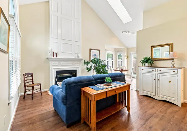 Photo 4 of Sale Pending at 613 Twin Pines Way, Lexington, KY 40514 | MLS# 26023959 | Listing updated on 2026-09-05