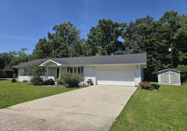 Photo 3 of Single family home for sale at 366 Meadowbrook Rd, London, KY 40744 | MLS# 26023995 | Listing updated on 2026-09-14