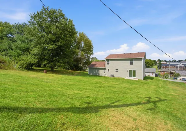 Photo 52 of Single family home for sale at 1017 Regency Rd, Danville, KY 40422 | MLS# 26024748 | Listing updated on 2026-09-13