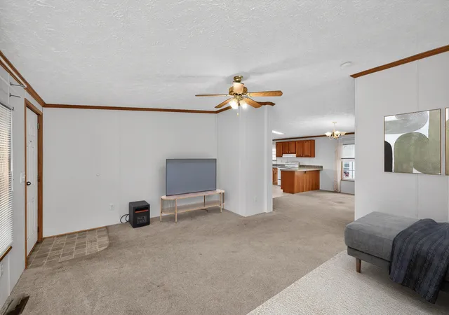 Photo 4 of Sale Pending at 202 N 3rd Street, Harrodsburg, KY 40330 | MLS# 26023924 | Listing updated on 2026-09-07