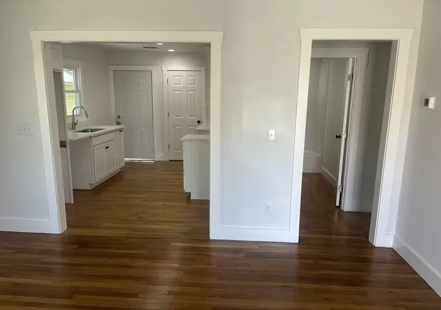 Photo 2 of Sale Pending at 528 Jefferson St, Lexington, KY 40508 | MLS# 26023908 | Listing updated on 2026-09-03