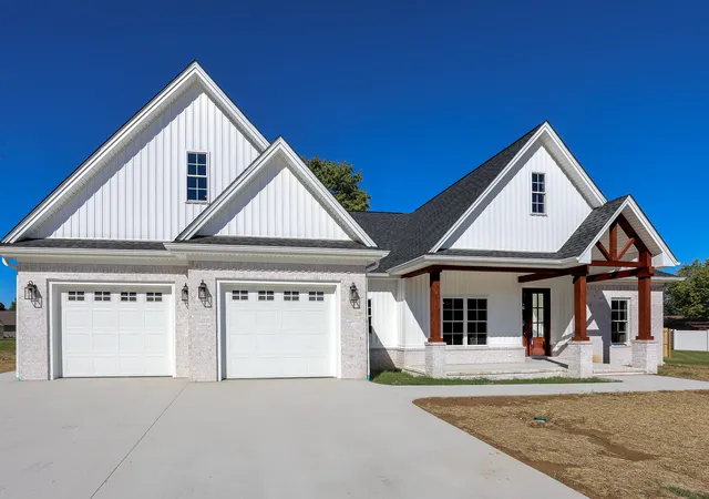 Photo 1 of Single family home for sale at 1375 Massac Church Rd, Paducah, KY 42001 | MLS# 26027794 | Listing updated on 2026-10-23