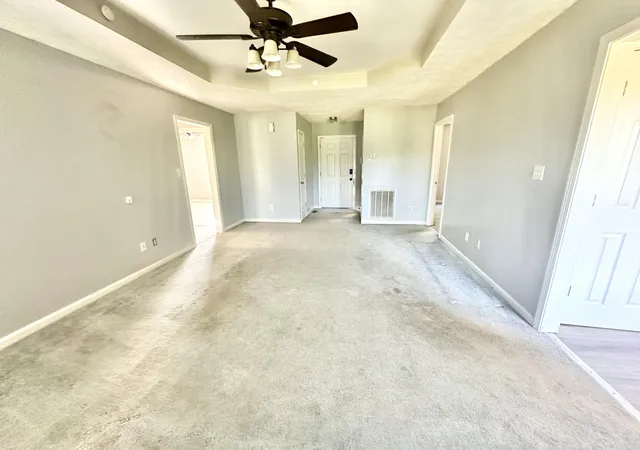Photo 2 of Single family home for sale at 8646 Kingman Ct, Oak Grove, KY 42262 | MLS# 26024113 | Listing updated on 2026-09-02