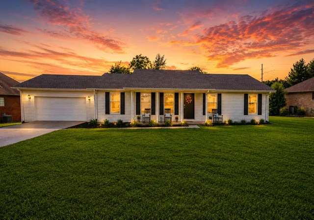 Photo 1 of Single family home for sale at 203 Pogue Dr, Somerset, KY 42503 | MLS# 26023935 | Listing updated on 2026-09-25