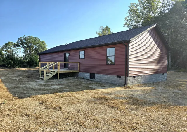 Photo 2 of Sale Pending at 145 Bulls Branch Rd, East Bernstadt, KY 40729 | MLS# 26024176 | Listing updated on 2026-09-21