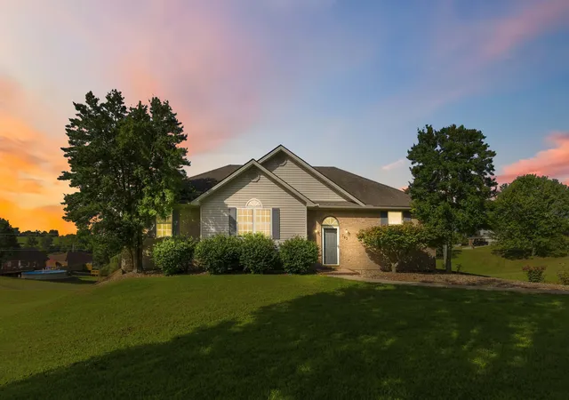 Photo 1 of Single family home for sale at 363 Hidden Loop Dr, Somerset, KY 42503 | MLS# 26024133 | Listing updated on 2026-09-08