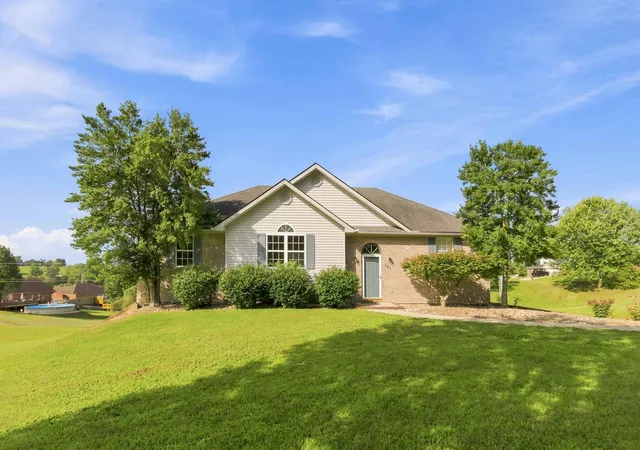 Photo 3 of Single family home for sale at 363 Hidden Loop Dr, Somerset, KY 42503 | MLS# 26024133 | Listing updated on 2026-09-08