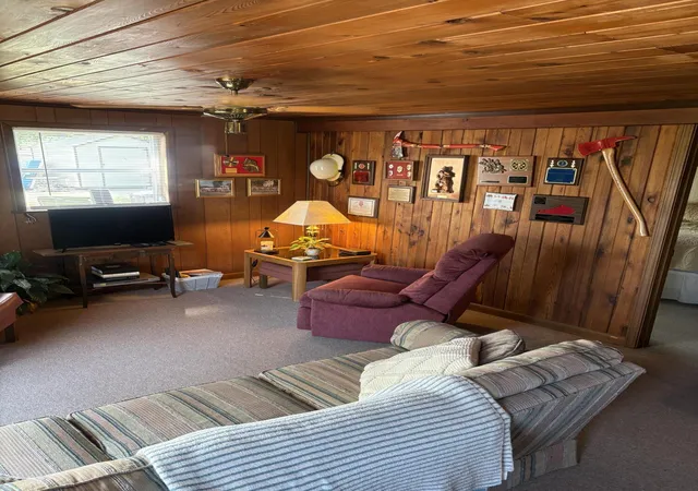 Photo 3 of Single family home for sale at 143 Knox Dr, Gilbertsville, KY 42044 | MLS# 26024288 | Listing updated on 2026-09-17
