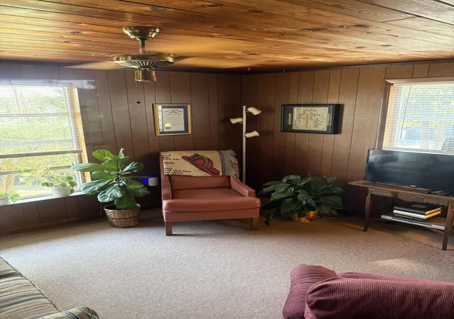 Photo 4 of Single family home for sale at 143 Knox Dr, Gilbertsville, KY 42044 | MLS# 26024288 | Listing updated on 2026-09-17