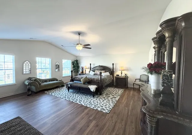 Photo 3 of Sale Pending at 209 Sinclair Ct, Georgetown, KY 40324 | MLS# 26023928 | Listing updated on 2026-09-13