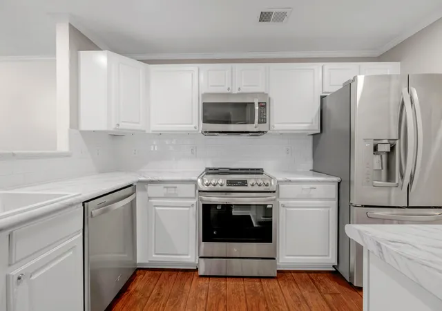 Photo 4 of Condo for sale at 600 Vincent Way #2208, Lexington, KY 40503 | MLS# 26024460 | Listing updated on 2026-09-10
