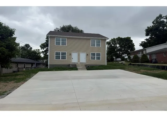 Photo 1 of Multi family home for sale at 510 512 N Central Ave, Nicholasville, KY 40356 | MLS# 26023942 | Listing updated on 2026-09-01