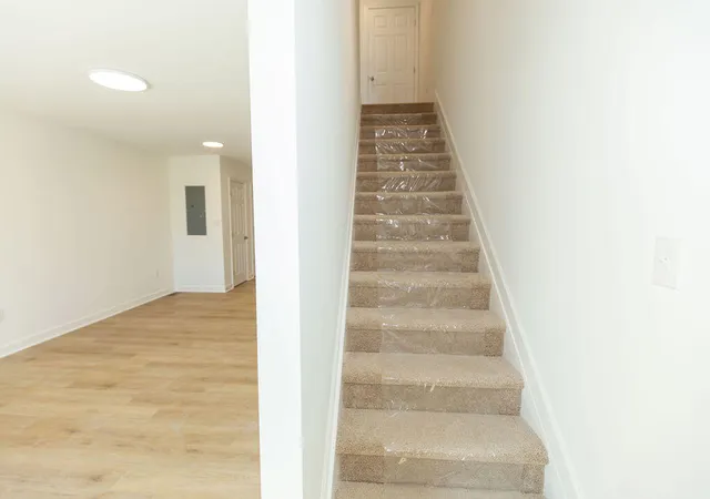 Listing Photo 3 - Condo for sale in building located at 510-512 N Central Ave, Nicholasville, KY 40356