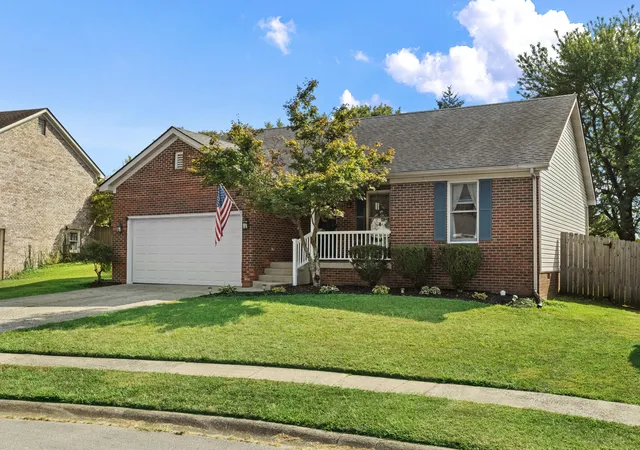 Single family home for sale at 2494 Harrods Pointe Tr, Lexington, KY 40514 | MLS# 26024351