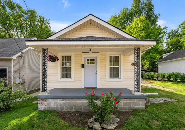 Photo 1 of Single family home for sale at 378 Preston Ave, Lexington, KY 40502 | MLS# 26024941 | Listing updated on 2026-09-10