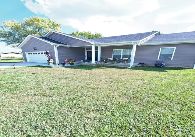 Photo 2 of Single family home for sale at 42 Hidden Ct, Danville, KY 40422 | MLS# 26024183 | Listing updated on 2026-09-03