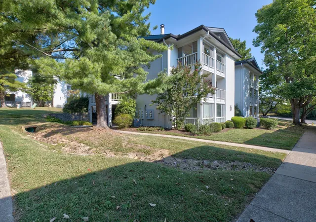 Photo 1 of Sale Pending at 395 Redding Rd #242, Lexington, KY 40517 | MLS# 26024373 | Listing updated on 2026-09-11