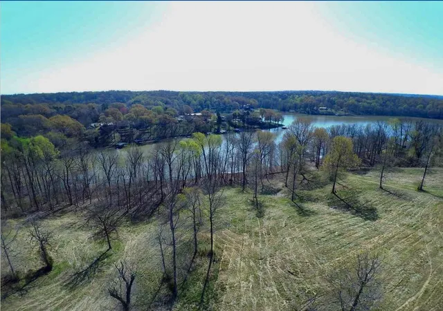 Photo 1 of Land for sale at Lot 8 Oak View Ln, Eddyville, KY 42038 | MLS# 26023987 | Listing updated on 2026-09-02