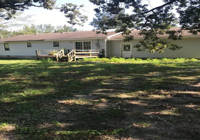 Photo 3 of Single family home for sale at 278 Tom Ln Rd, Benton, KY 42025 | MLS# 26023979 | Listing updated on 2026-09-01