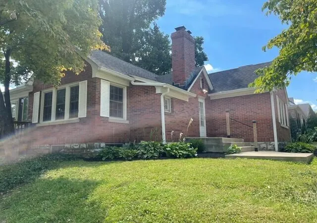 Photo 3 of Sale Pending at 101 Romany Rd, Lexington, KY 40502 | MLS# 26023993 | Listing updated on 2026-09-15