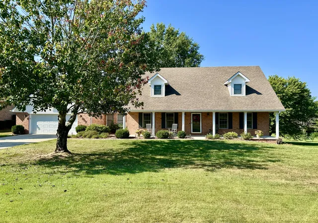 Photo 1 of Single family home for sale at 420 Wildlife Dr, Somerset, KY 42503 | MLS# 26024383 | Listing updated on 2026-10-09