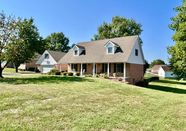 Photo 2 of Single family home for sale at 420 Wildlife Dr, Somerset, KY 42503 | MLS# 26024383 | Listing updated on 2026-10-09