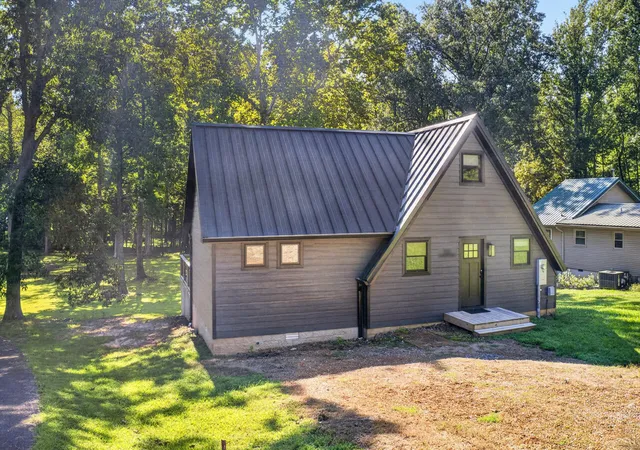 Photo 3 of Single family home for sale at 88 Chancey Dr, Murray, KY 42071 | MLS# 26024243 | Listing updated on 2026-09-03