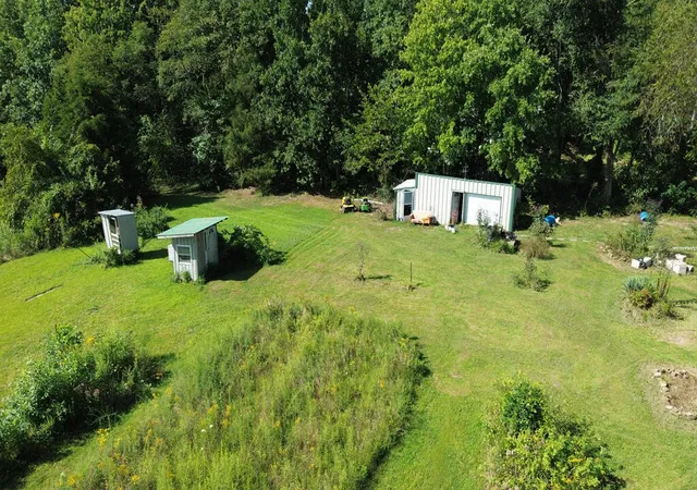 Photo 4 of House for sale at 250 Shovel Head Ln, Vanceburg, KY 41179 | MLS# 26023998 | Listing updated on 2026-09-03