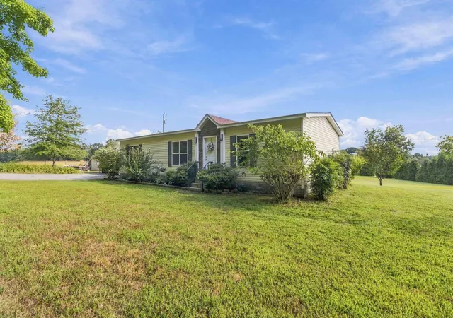 Photo 3 of Single family home for sale at 48 Add Shepherd Rd, Russell Springs, KY 42642 | MLS# 26024012 | Listing updated on 2026-09-14
