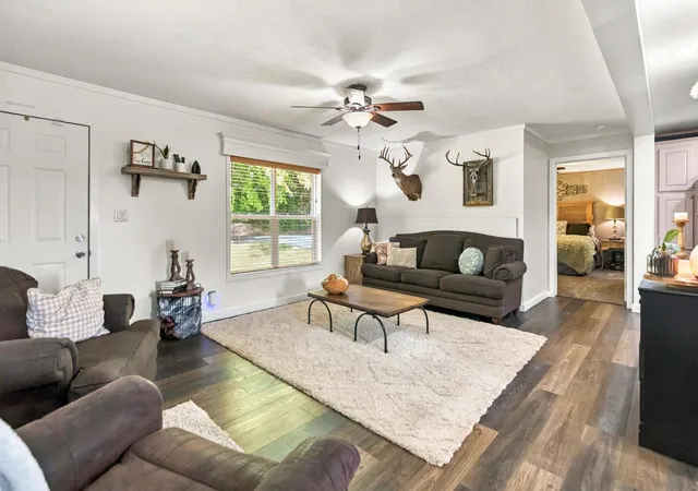 Photo 4 of Single family home for sale at 48 Add Shepherd Rd, Russell Springs, KY 42642 | MLS# 26024012 | Listing updated on 2026-09-14