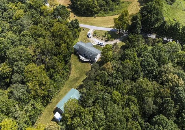 Photo 29 of Single family home for sale at 2748 Corinth Hinton Rd, Corinth, KY 41010 | MLS# 26024027 | Listing updated on 2026-09-02