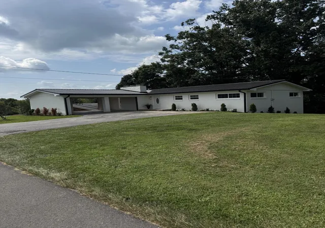 Photo 1 of Single family home for sale at 139 Malibu Dr, Owingsville, KY 40360 | MLS# 26024156 | Listing updated on 2026-10-04