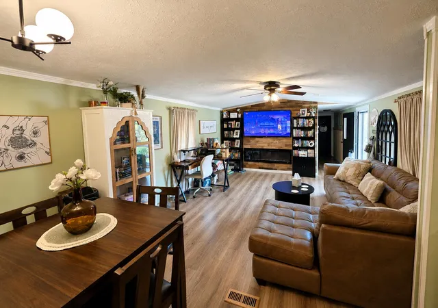 Photo 3 of Single family home for sale at 475 Airport Rd, Williamsburg, KY 40769 | MLS# 26024046 | Listing updated on 2026-09-04