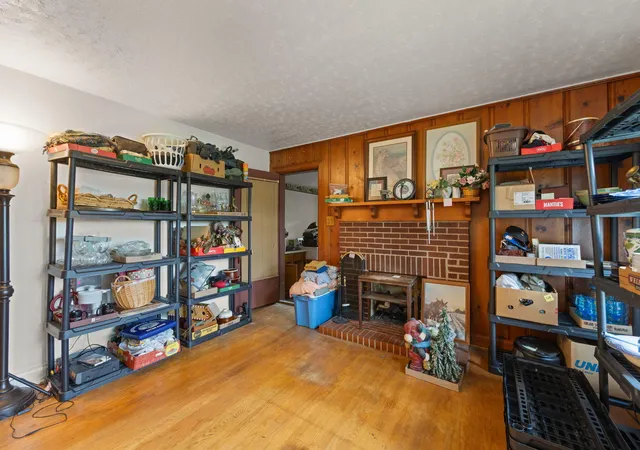 Photo 4 of Single family home for sale at 702 Rogers Rd, Lancaster, KY 40444 | MLS# 26024211 | Listing updated on 2026-09-11