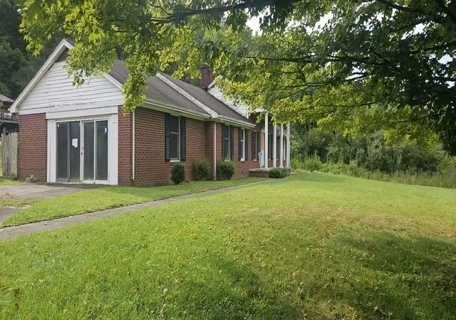 Photo 1 of Single family home for sale at 21267 State Hwy 190, Frakes, KY 40940 | MLS# 26024102 | Listing updated on 2026-09-03
