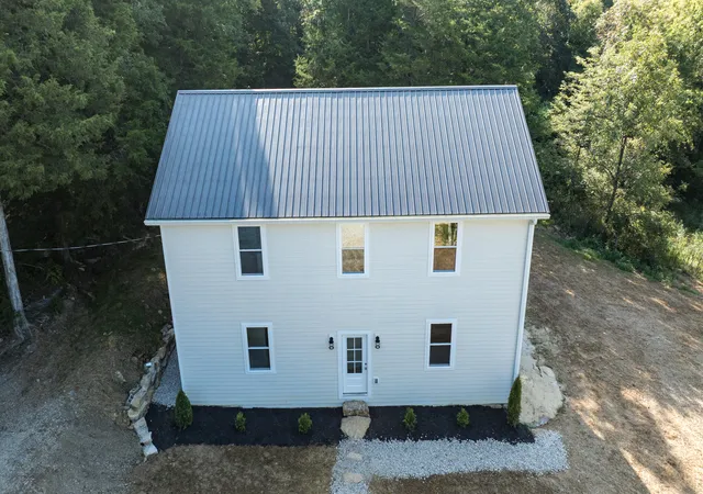 Photo 4 of Single family home for sale at 560 Meece Rd, Somerset, KY 42501 | MLS# 26024144 | Listing updated on 2026-09-14