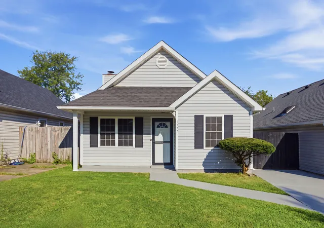 Photo 1 of Single family home for sale at 1777 Gerald Dr, Lexington, KY 40511 | MLS# 26024151 | Listing updated on 2026-09-14