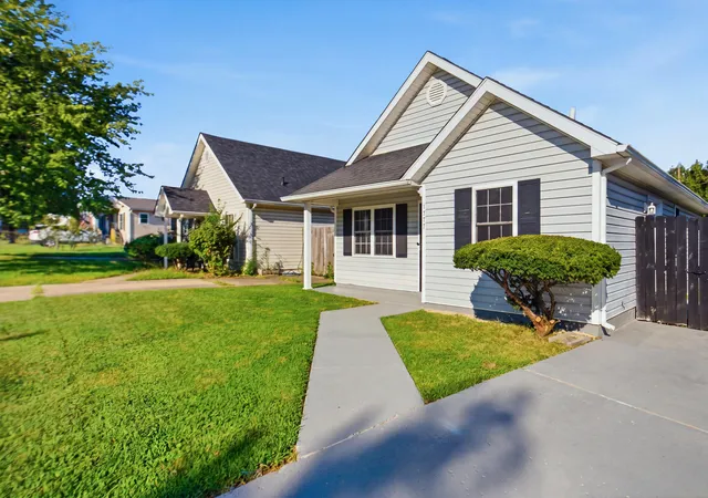 Photo 4 of Single family home for sale at 1777 Gerald Dr, Lexington, KY 40511 | MLS# 26024151 | Listing updated on 2026-09-14