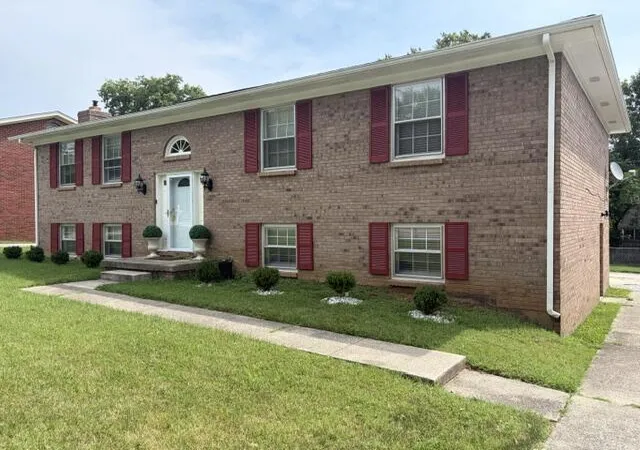 Photo 1 of Single family home for sale at 3924 Gladman Way, Lexington, KY 40514 | MLS# 26025586 | Listing updated on 2026-10-13