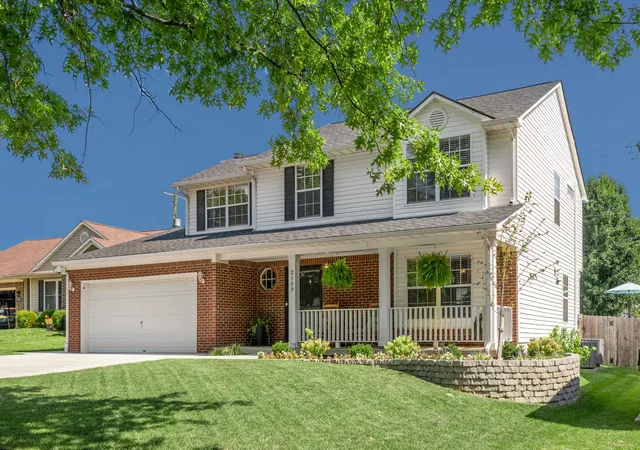 Photo 3 of Sale Pending at 2109 Walsh Ct, Lexington, KY 40509 | MLS# 26024125 | Listing updated on 2026-09-05