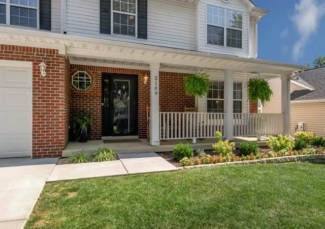 Photo 3 of Sale Pending at 2109 Walsh Ct, Lexington, KY 40509 | MLS# 26024125 | Listing updated on 2026-09-05